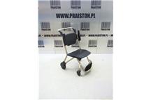 Fotel inwalidzki z funkcją oszczędności przestrzeni TAUTMANN